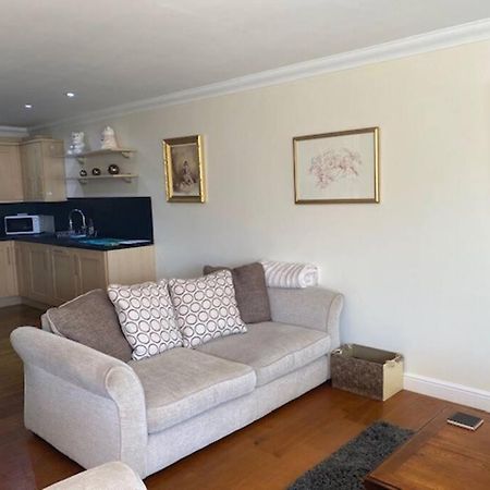 Spacious 2 Bedroom Apartment Клийторпс Екстериор снимка