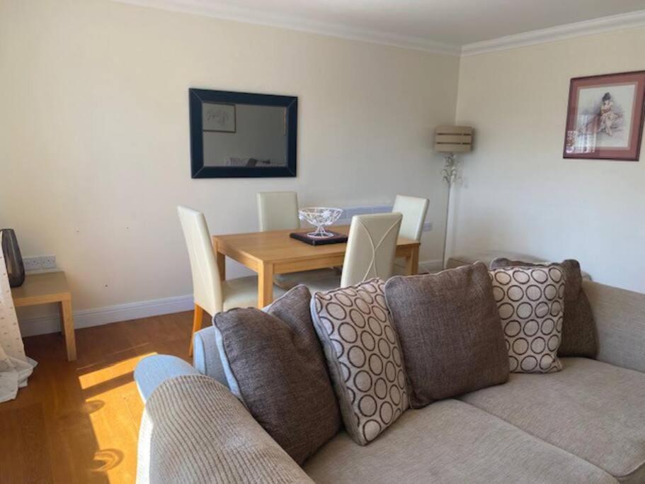 Spacious 2 Bedroom Apartment Клийторпс Екстериор снимка